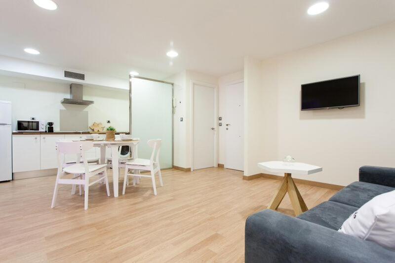 Apartments Ole - Albareda 24 Sevilla Eksteriør bilde